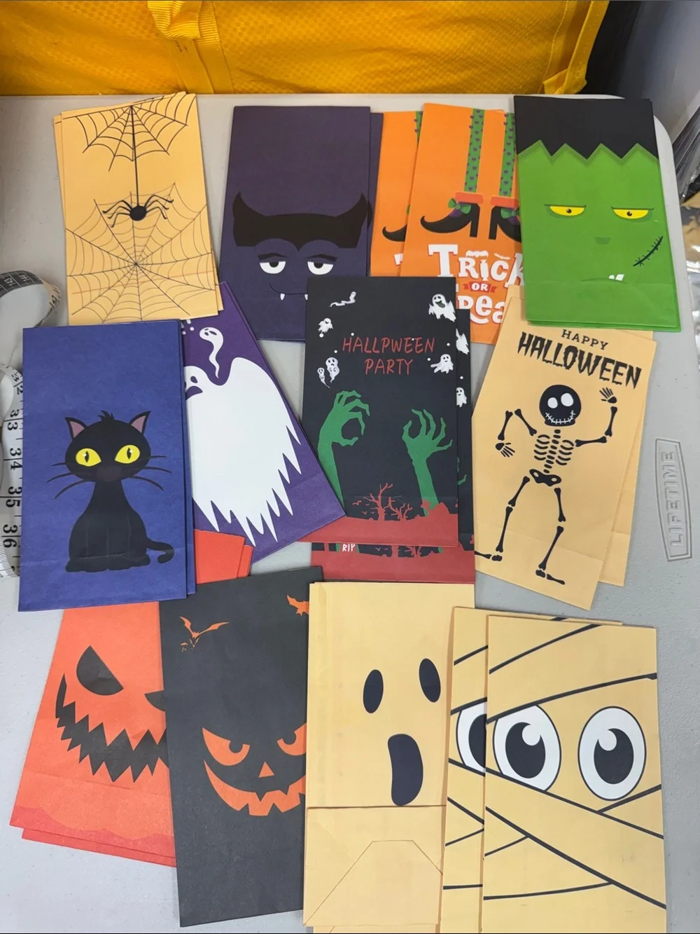 4x7 in Kids Halloween Treat Bags - Assorted Orange, Black, Purple, Green, Cream